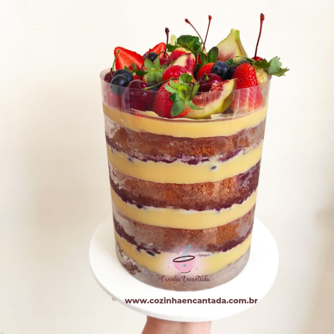 Como fazer um bolo simples virar um apetitoso naked cake