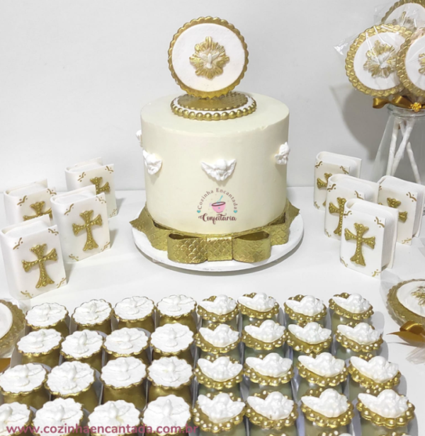 Bolos e Doces personalizados para Batizado